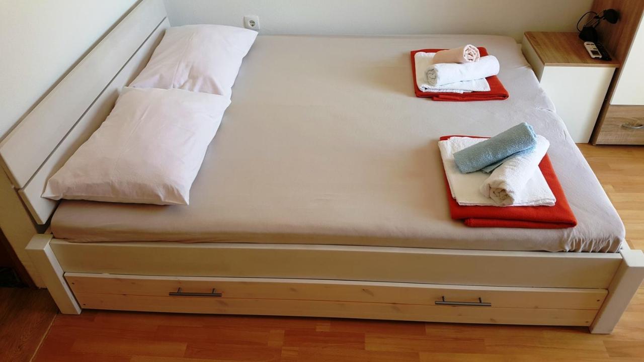 Apartments Adriatic 3 Selce Zimmer foto